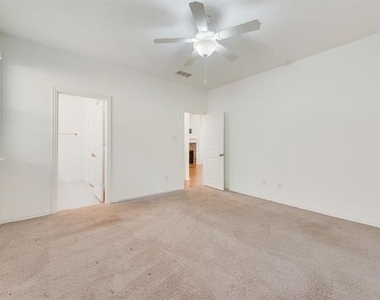 2336 Stella Lane - Photo Thumbnail 15