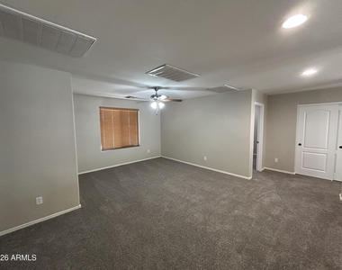24902 W Wayland Drive - Photo Thumbnail 15