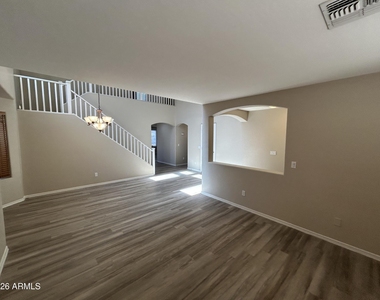 24902 W Wayland Drive - Photo Thumbnail 3