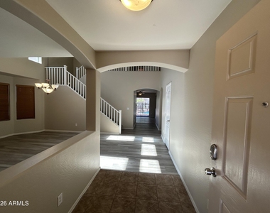 24902 W Wayland Drive - Photo Thumbnail 2