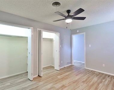 3117 Button Willow Avenue - Photo Thumbnail 27