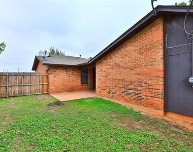 3117 Button Willow Avenue - Photo Thumbnail 37