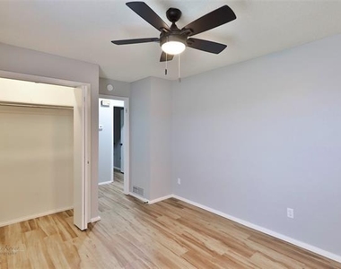 3117 Button Willow Avenue - Photo Thumbnail 26