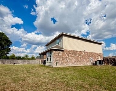 6837 Waterhill Lane - Photo Thumbnail 9