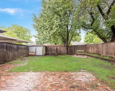 2623 Fallcreek Drive - Photo Thumbnail 18