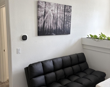 123 N Washington Street - Photo Thumbnail 4