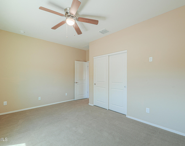 19732 N Flamingo Road - Photo Thumbnail 26