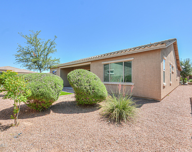 19732 N Flamingo Road - Photo Thumbnail 45