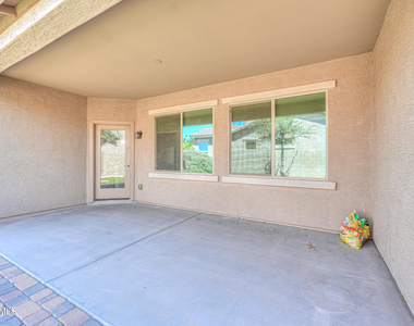 19732 N Flamingo Road - Photo Thumbnail 43
