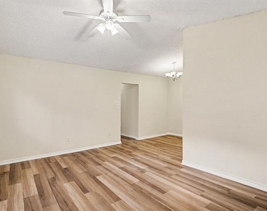 1811 Lipscomb Street - Photo Thumbnail 10