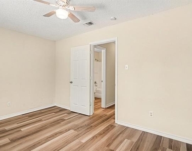1811 Lipscomb Street - Photo Thumbnail 12