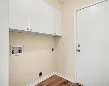 1811 Lipscomb Street - Photo Thumbnail 9