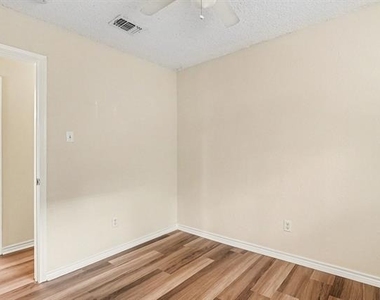 1811 Lipscomb Street - Photo Thumbnail 20