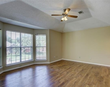 3632 Campstone Drive - Photo Thumbnail 23