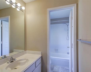 3632 Campstone Drive - Photo Thumbnail 29
