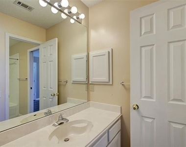 3632 Campstone Drive - Photo Thumbnail 26