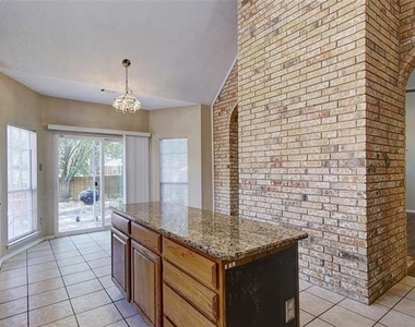 3632 Campstone Drive - Photo Thumbnail 7