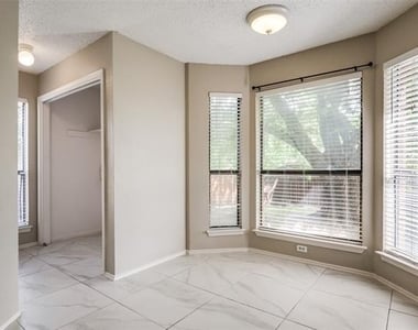 1468 Sedalia Drive - Photo Thumbnail 11