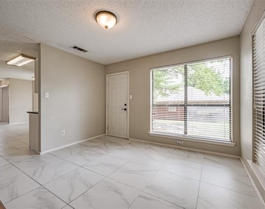 1468 Sedalia Drive - Photo Thumbnail 6