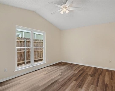 1815 Lipscomb Street - Photo Thumbnail 11