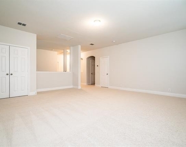3816 Walden Drive - Photo Thumbnail 26