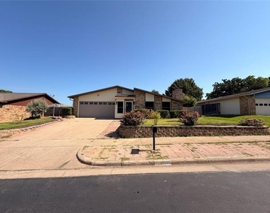 3709 Pinewood Street - Photo Thumbnail 14