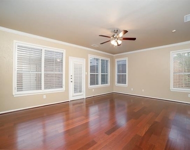 1800 Montura Lane - Photo Thumbnail 11