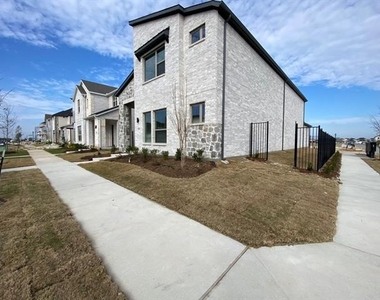 13098 Scissortail Drive - Photo Thumbnail 18