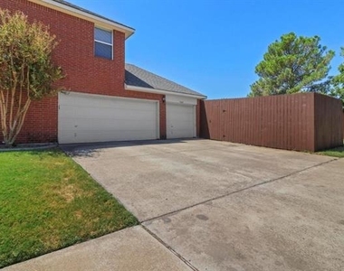 9669 Plains Circle - Photo Thumbnail 32