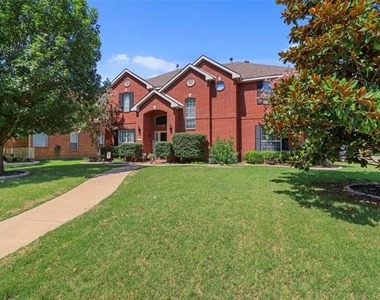 9669 Plains Circle - Photo Thumbnail 3