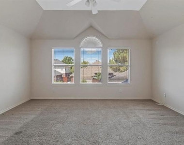 9669 Plains Circle - Photo Thumbnail 14
