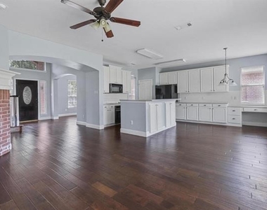 9669 Plains Circle - Photo Thumbnail 9