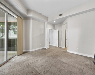 945 E Playa Del Norte Drive - Photo Thumbnail 26
