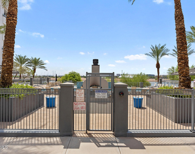 945 E Playa Del Norte Drive - Photo Thumbnail 44