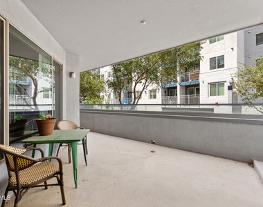 945 E Playa Del Norte Drive - Photo Thumbnail 31