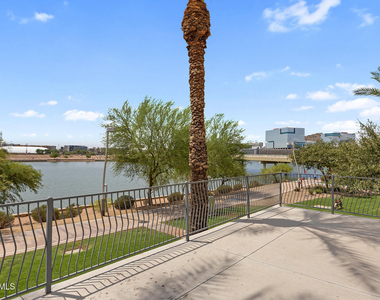 945 E Playa Del Norte Drive - Photo Thumbnail 45