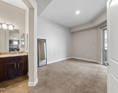 945 E Playa Del Norte Drive - Photo Thumbnail 24