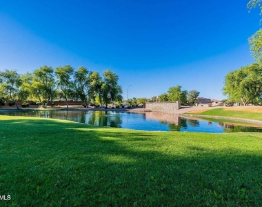 3340 S Sunland Drive - Photo Thumbnail 36