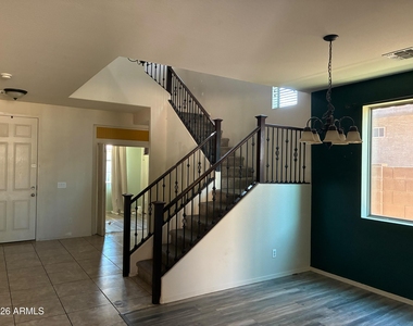 3340 S Sunland Drive - Photo Thumbnail 2