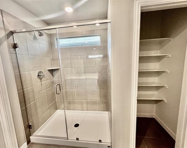 2378 Aspen Hill Drive - Photo Thumbnail 17