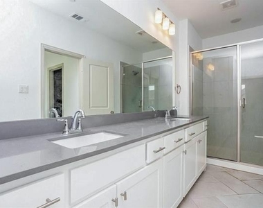 1328 Hill Country Place - Photo Thumbnail 26