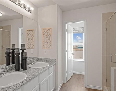 5600 Shore Point Trail - Photo Thumbnail 20