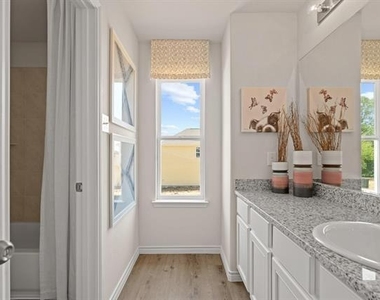 5600 Shore Point Trail - Photo Thumbnail 3