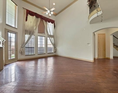 2245 Homestead Lane - Photo Thumbnail 19