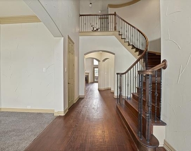 2245 Homestead Lane - Photo Thumbnail 2