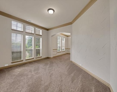 2245 Homestead Lane - Photo Thumbnail 5