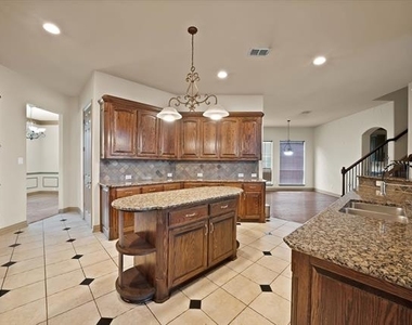 2245 Homestead Lane - Photo Thumbnail 12