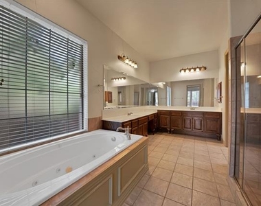 2245 Homestead Lane - Photo Thumbnail 27