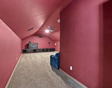 2245 Homestead Lane - Photo Thumbnail 36