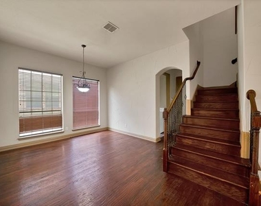 2245 Homestead Lane - Photo Thumbnail 15